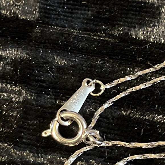 18k White GP Chain With Genuine Pearl & CZ Charm Pendant Elegant Dainty 16” - Picture 3 of 3